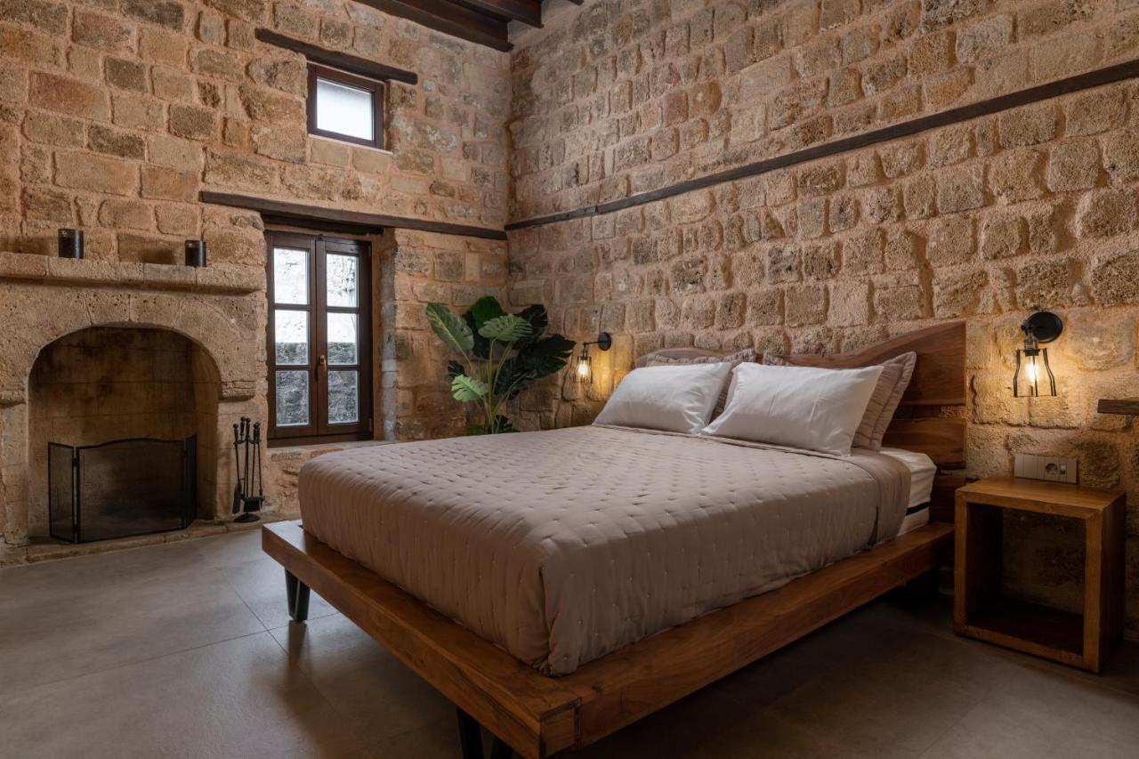 Ancient Knights Luxury Suites Rhodes City Екстер'єр фото