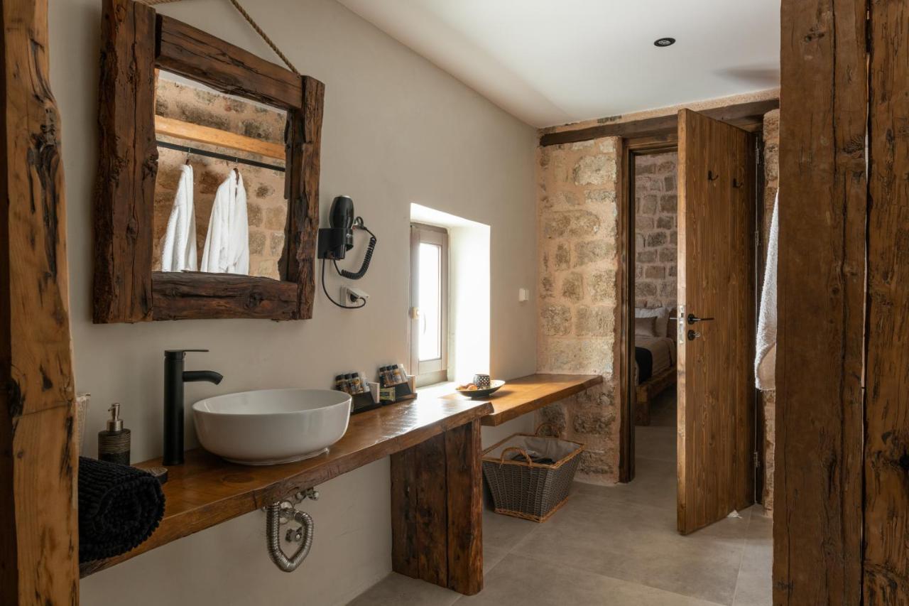 Ancient Knights Luxury Suites Rhodes City Екстер'єр фото