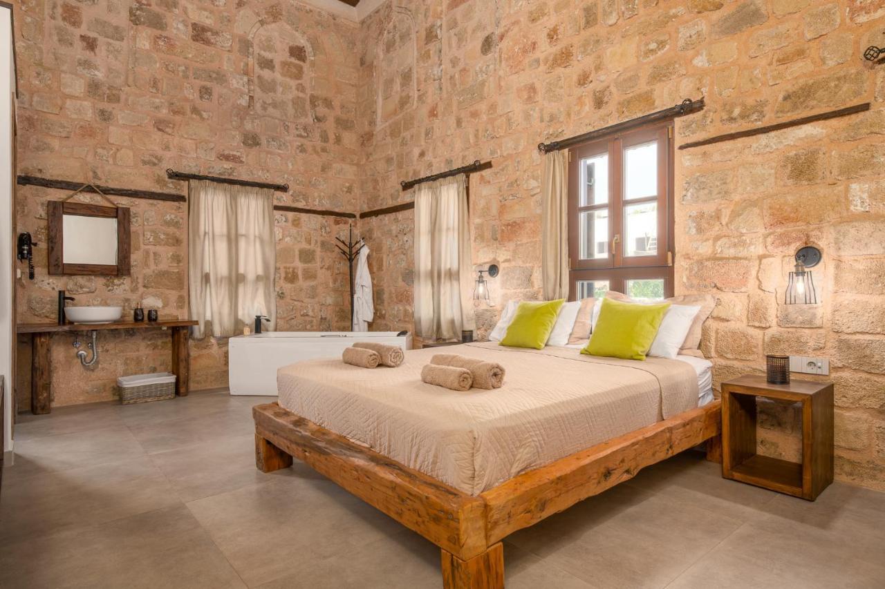 Ancient Knights Luxury Suites Rhodes City Екстер'єр фото
